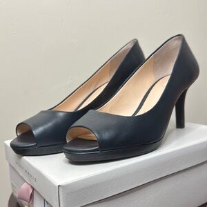 Alex Marie seaport navy blue pumps heels women’s 9.5